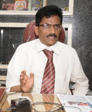 DoctorPhaniendraHF12mar2013