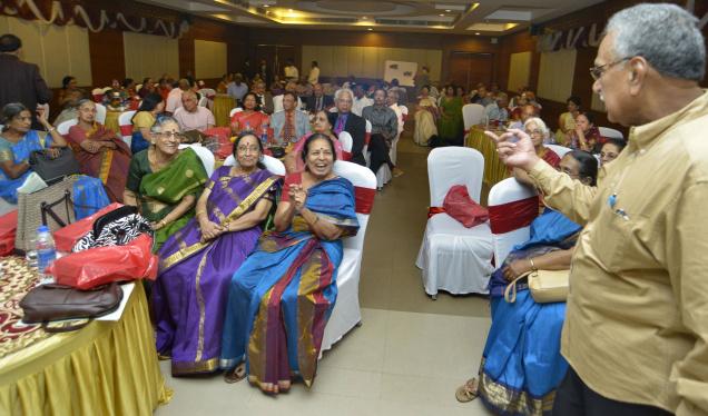 Graduates of Andhra Medical College’s 1959-64 batch recollecting their college days at a reunion in the city on Saturday. / Photo: K. R. Deepak / The Hindu