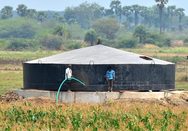Works at a swift pace at the 200-cubic metre biogas plant being built by NREDCAP at a dairy farm in Lakshmipuram in Veerulapadu mandal of Krishna district./ Photo: V. Raju / The Hindu